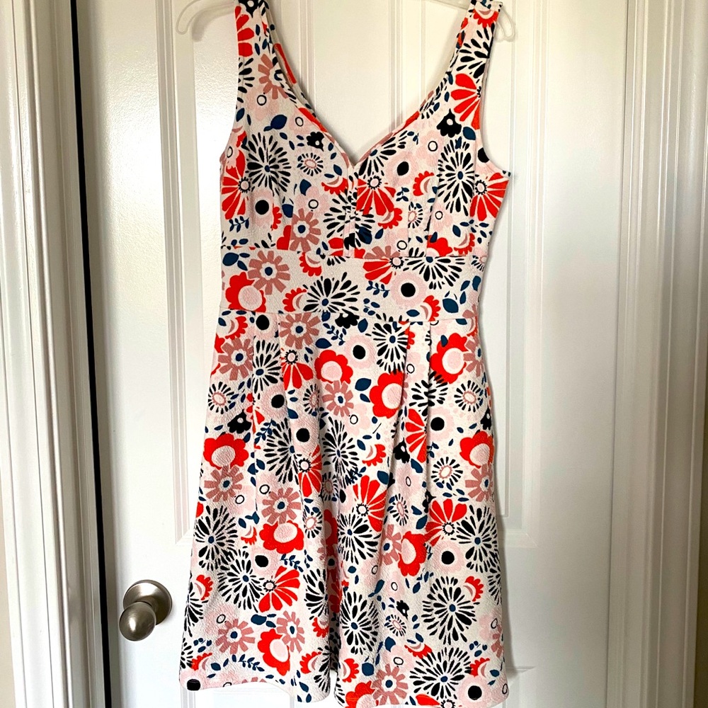 Sleeveless dress